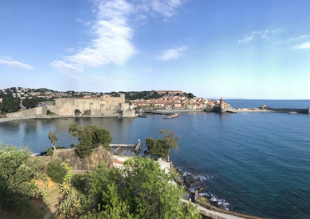 roadtrip-application-lecture-de-paysage-depuis-la-gloriette-collioure